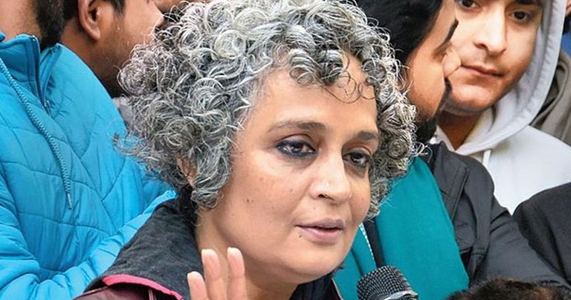  Arundhati Roy_1 &nb